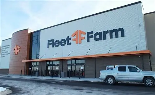 Er hunde tilladt i Fleet Farm? 2023 Opdatering